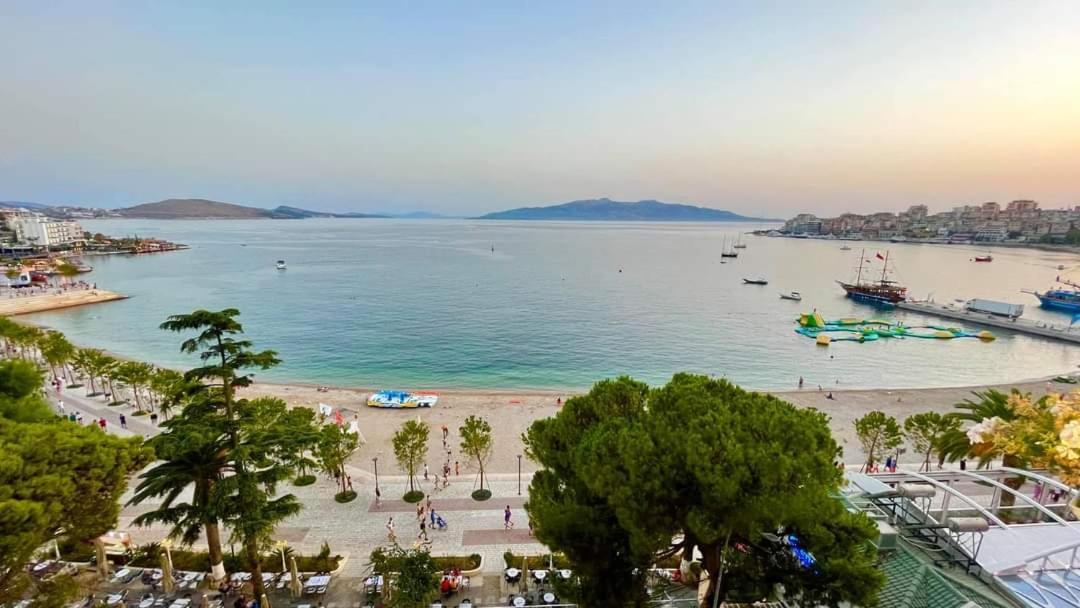 Marianna'S Luxury Apartment Sarandë エクステリア 写真
