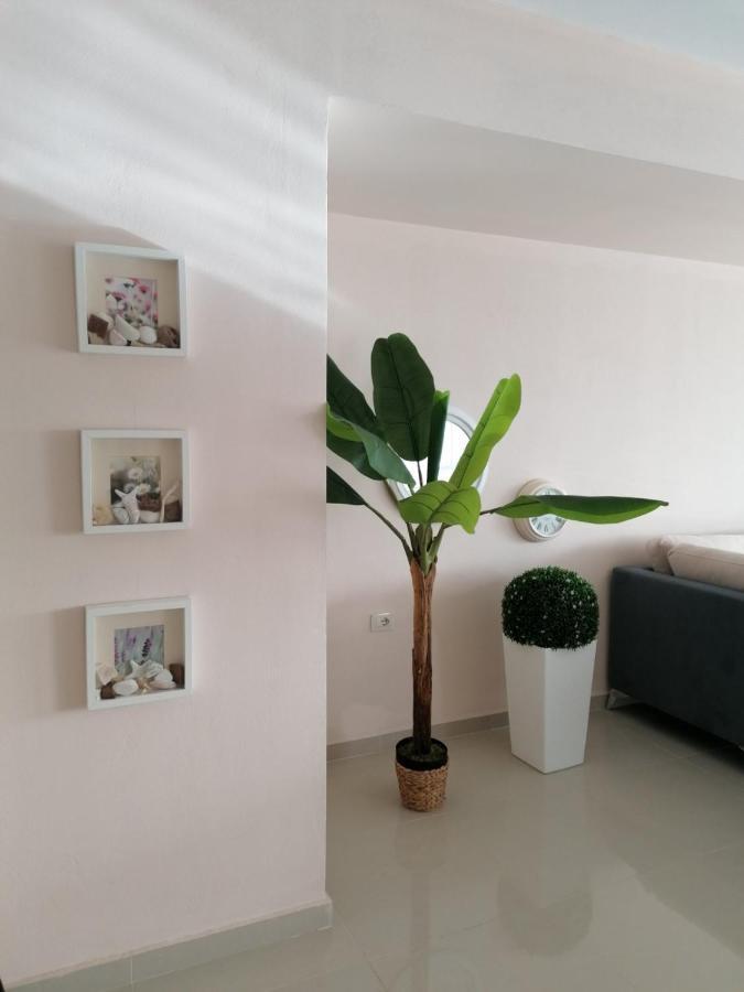 Marianna'S Luxury Apartment Sarandë エクステリア 写真